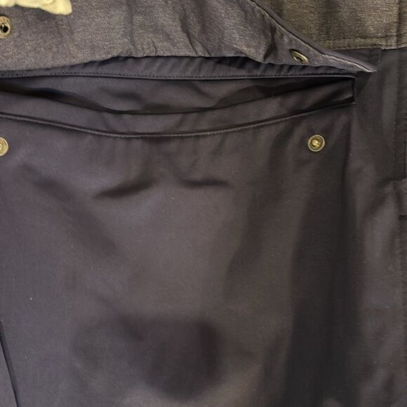 Under Armour co lab with NAVY Long Sleeve Cold Gear Size Small - Picture 6 of 12